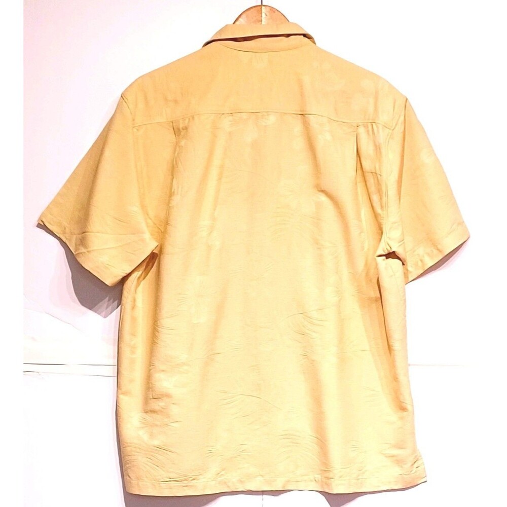 Tommy Bahama Men's Silk Blend Tropical Yellow Button Up Shirt size larger - Picture 2 of 8
